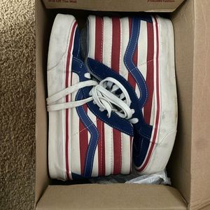 VGUC American Flag Vans